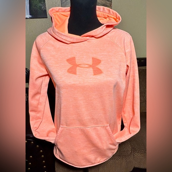 Under Armour Tops - Under Armour Women's Coral Hoodie